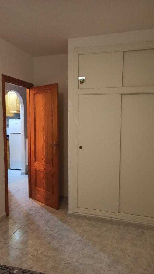 Apartment Only 250M From The Beach Los Locos Torrevieja Esterno foto