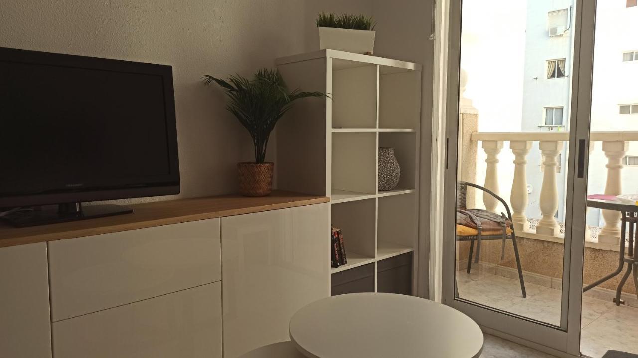 Apartment Only 250M From The Beach Los Locos Torrevieja Esterno foto
